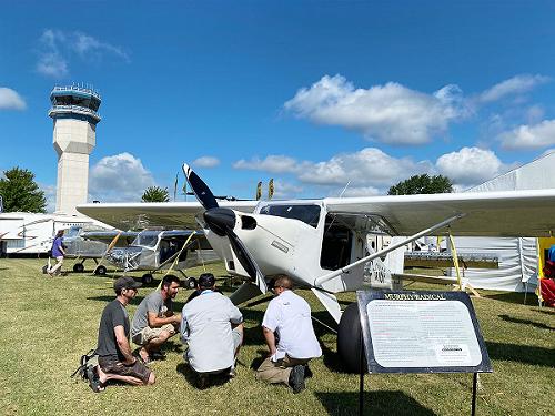 加拿大墨菲飞机公司被多弗航空收购 亮相EAA飞来者大会
